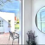 Feriehus Authentisches Inselhaeuschen